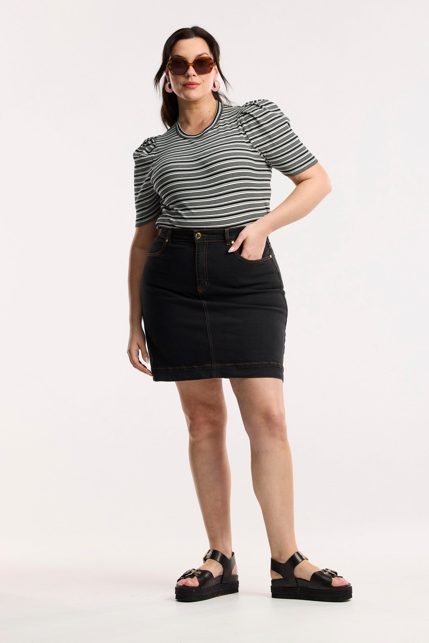 Traveller Rib Puff Sleeve Tee