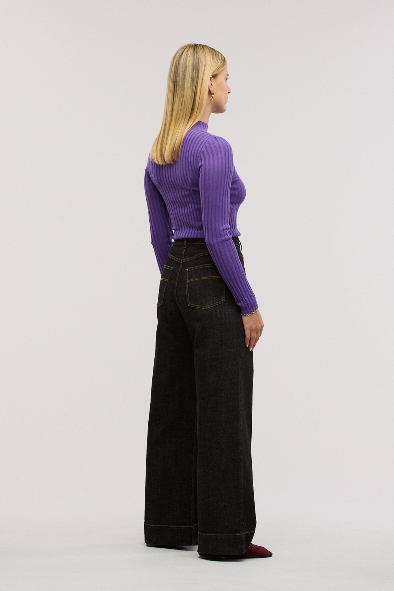 Merino Traveller Funnel Neck